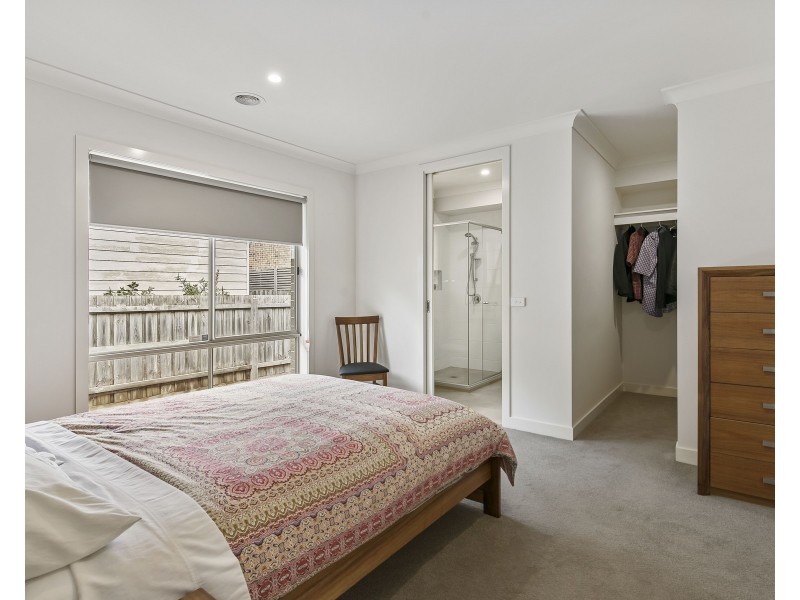 5/44-46 Alameda Avenue, Mornington VIC 3931