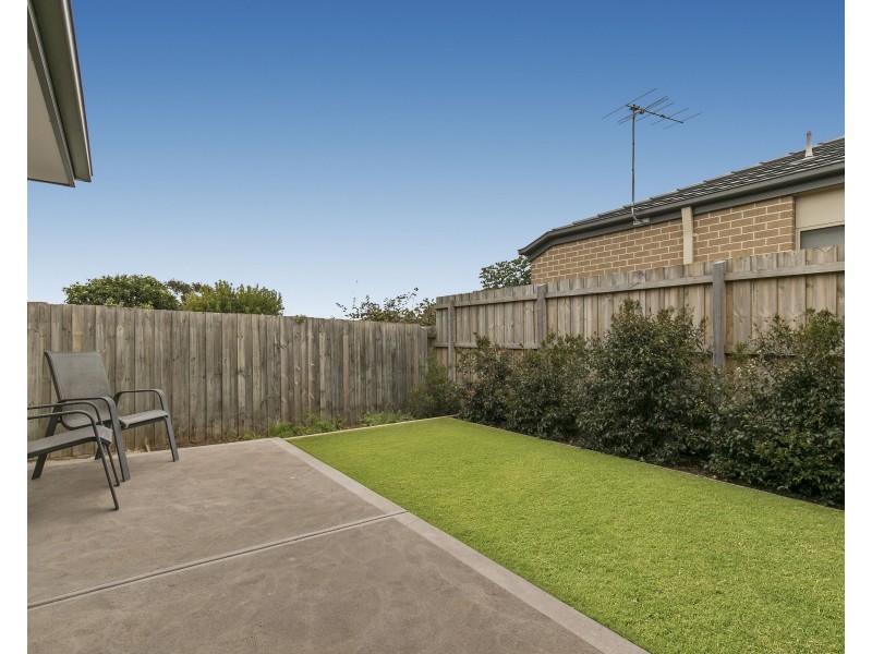 5/44-46 Alameda Avenue, Mornington VIC 3931