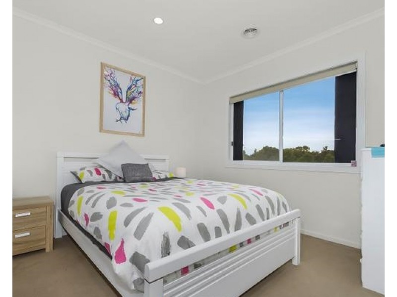 8/102a Country Club Drive, Safety Beach VIC 3936