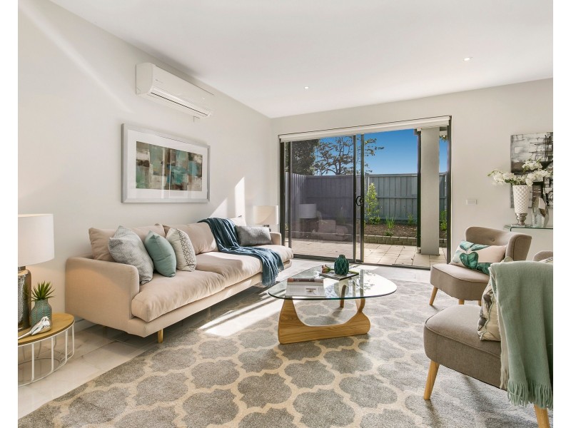 1/36 Hampden Street, Mornington VIC 3931