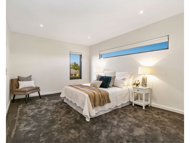 1/36 Hampden Street, Mornington VIC 3931