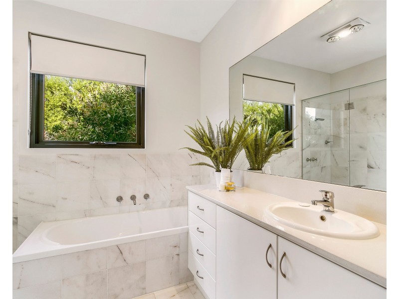 1/36 Hampden Street, Mornington VIC 3931