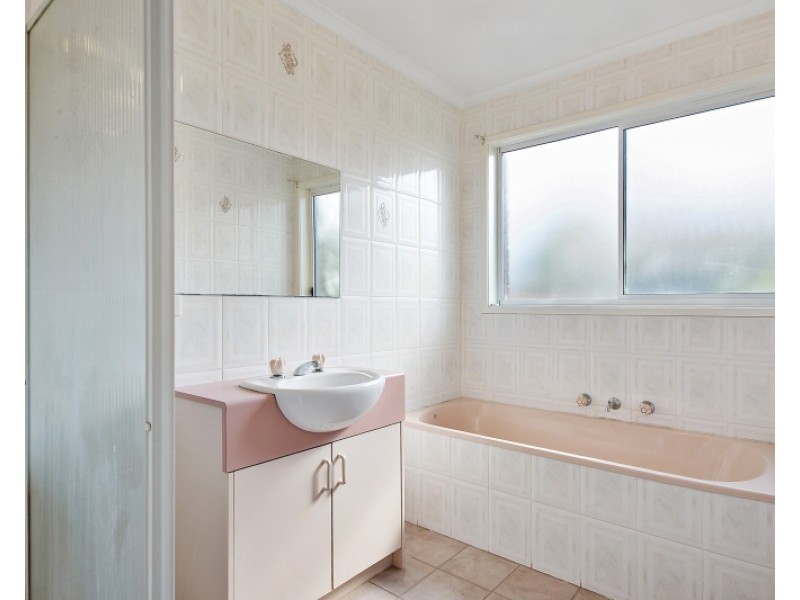 18 Sycamore Road, Frankston South VIC 3199