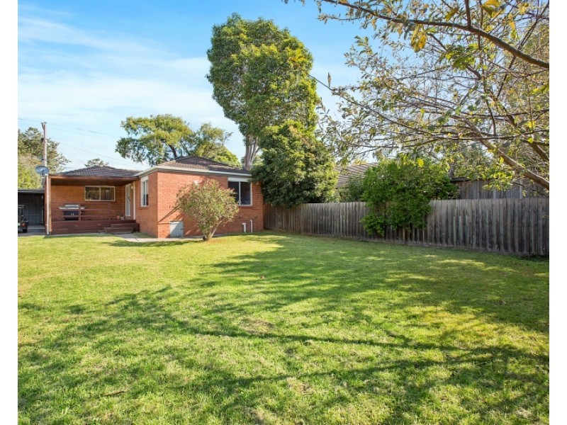 18 Sycamore Road, Frankston South VIC 3199