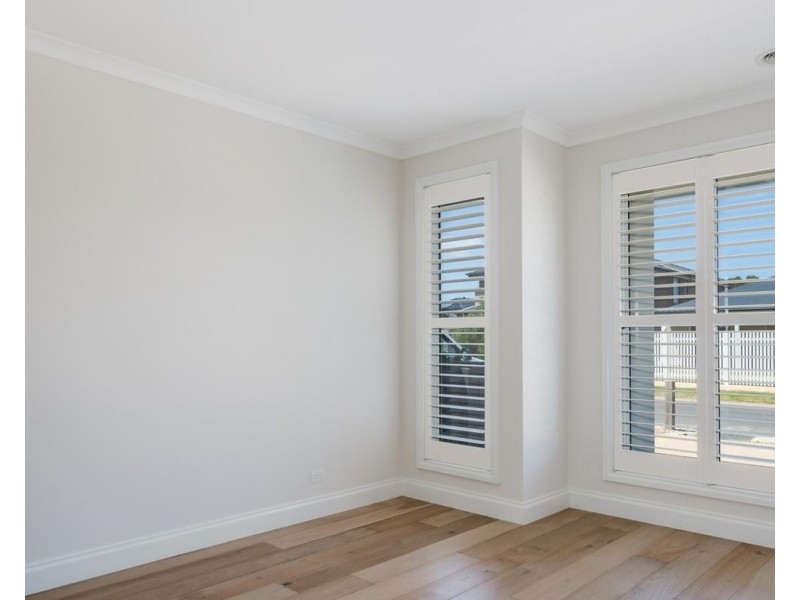 17 Macks Place, Safety Beach VIC 3936