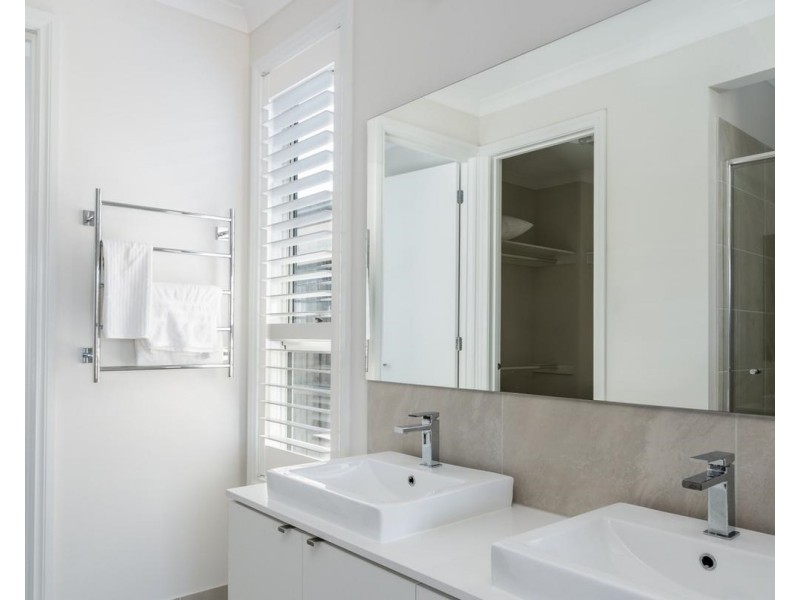 17 Macks Place, Safety Beach VIC 3936