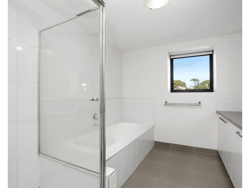 3/47 Spray Street, Mornington VIC 3931