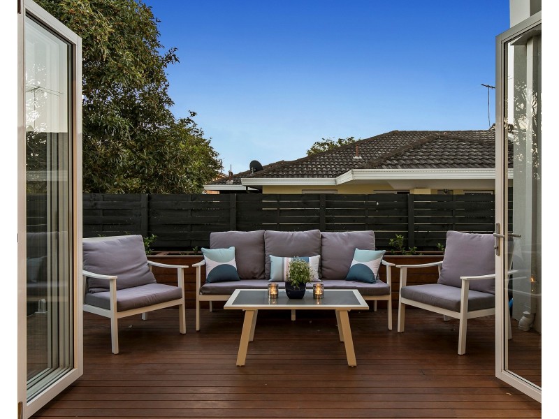 4/4 Beach Grove, Mornington VIC 3931