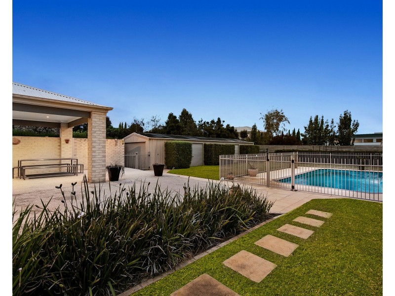 13 Lucas Place, Mornington VIC 3931