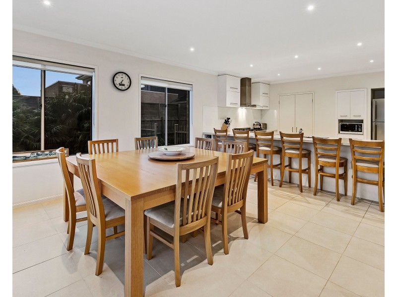 13 Lucas Place, Mornington VIC 3931