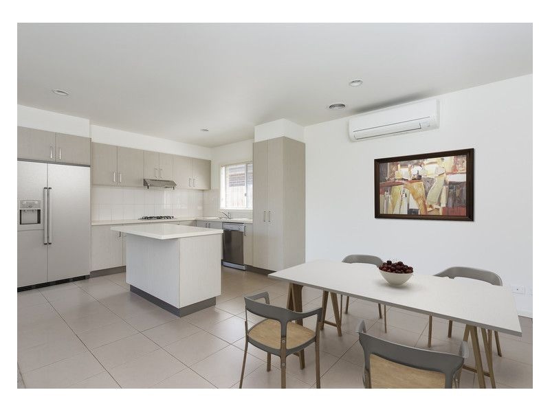 13/22 Green Island Avenue, Mount Martha VIC 3934