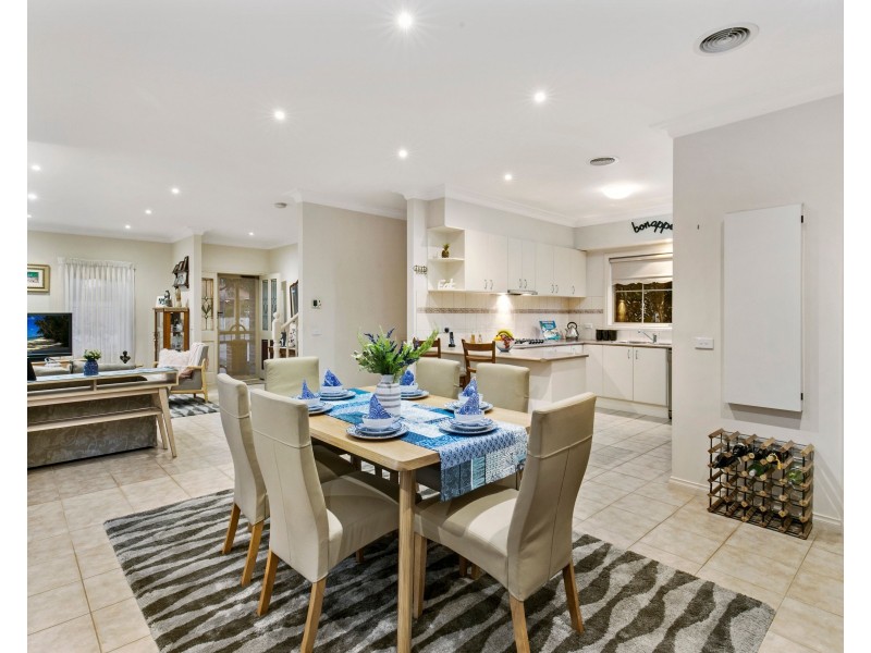 1/4 Turnbull Street, Mornington VIC 3931