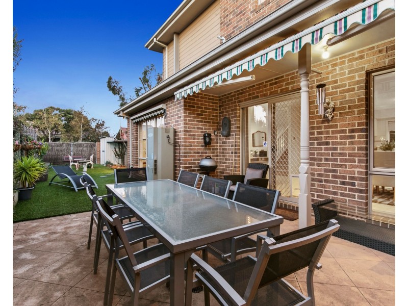 1/4 Turnbull Street, Mornington VIC 3931