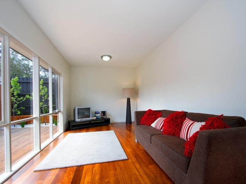 4/5 Lucerne Avenue, Mornington VIC 3931