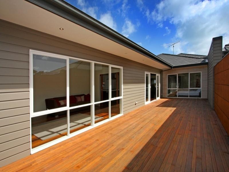 4/5 Lucerne Avenue, Mornington VIC 3931