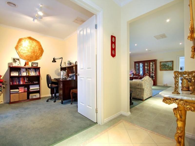 45 Noah Close, Mornington VIC 3931