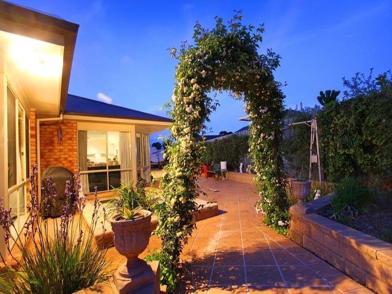 45 Noah Close, Mornington VIC 3931