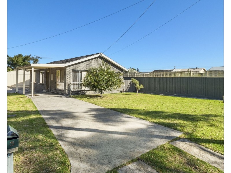 13 Cairns Street, Rosebud VIC 3939