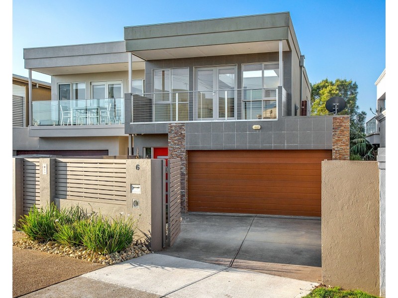 6 Strachans Road, Mornington VIC 3931