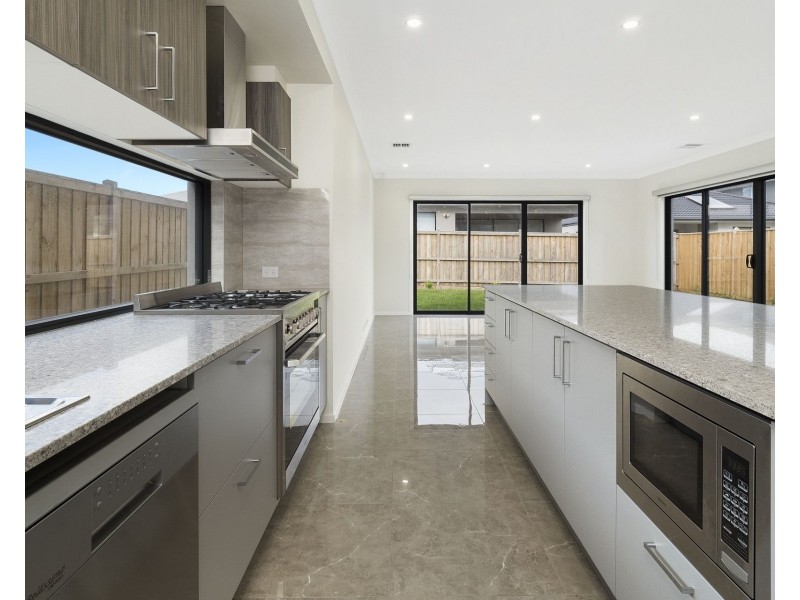 28 South Harbourside Esplanade, Safety Beach VIC 3936