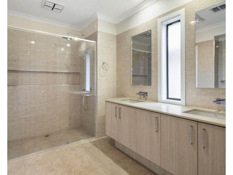 28 South Harbourside Esplanade, Safety Beach VIC 3936