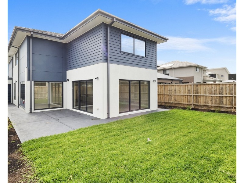 28 South Harbourside Esplanade, Safety Beach VIC 3936