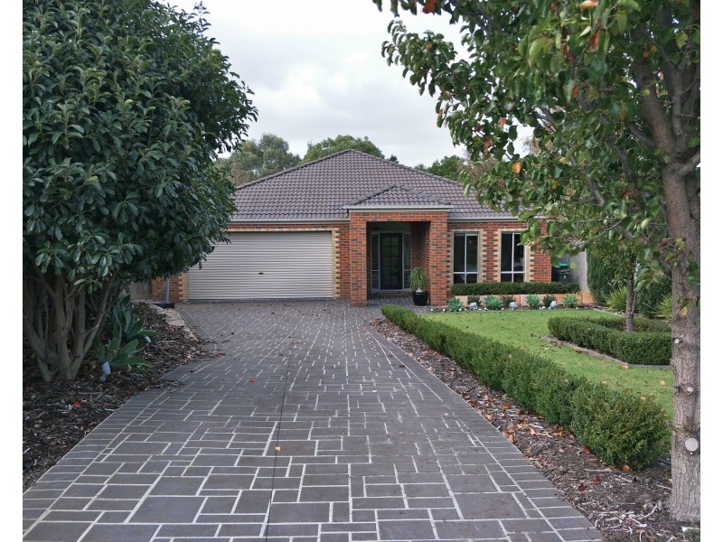 6 Olga Place, Mount Martha VIC 3934