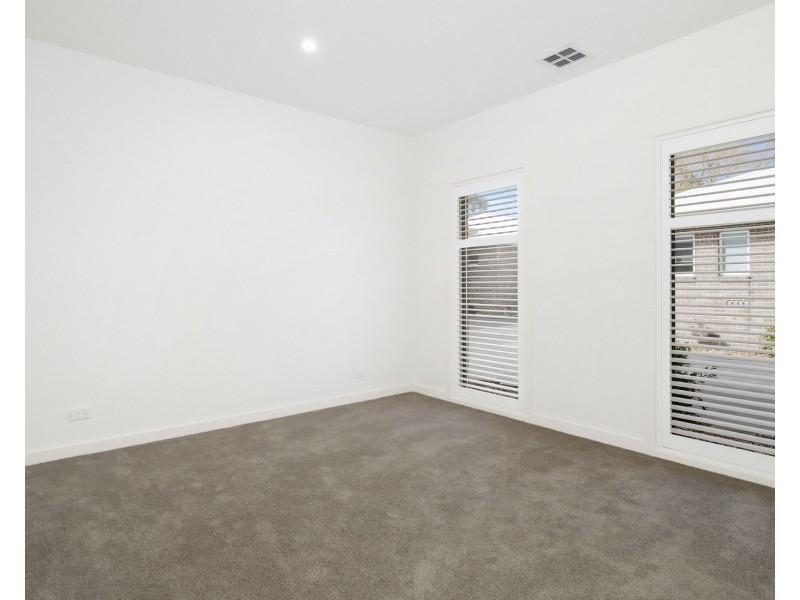 2/257 Dunns Road, Mornington VIC 3931