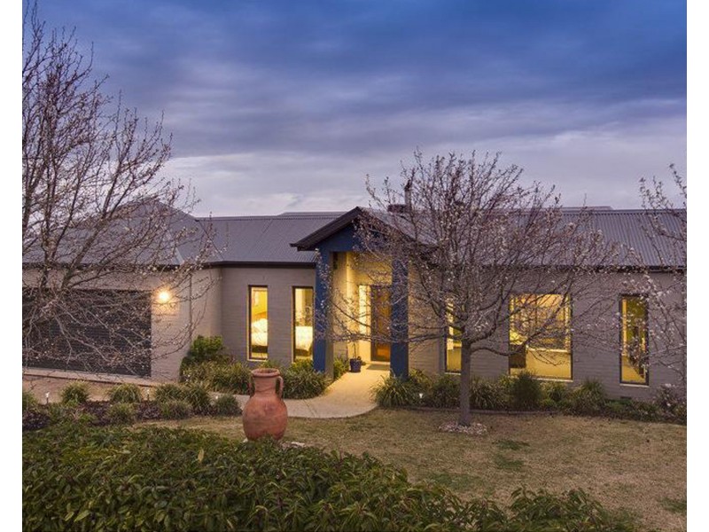 36 Kathleen Crescent, Mornington VIC 3931