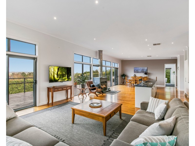 36 Kathleen Crescent, Mornington VIC 3931