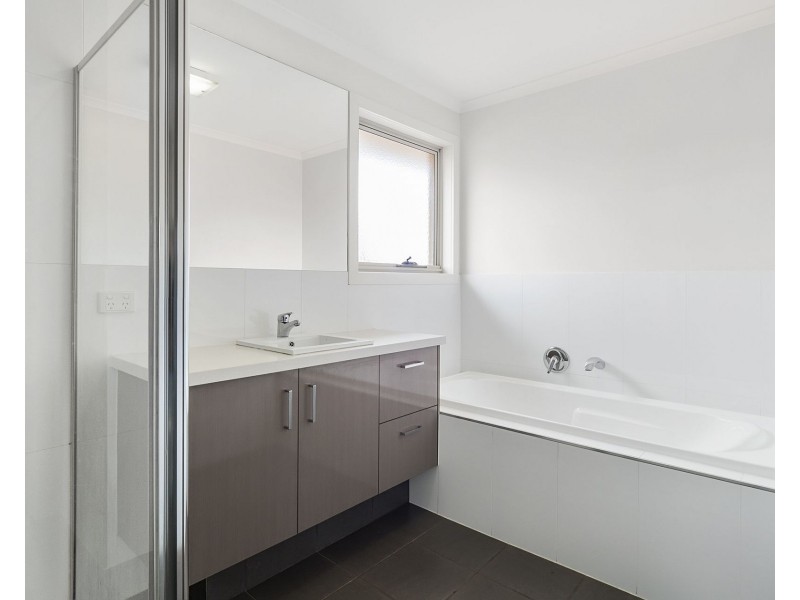 1/14 Napier Street, Mornington VIC 3931