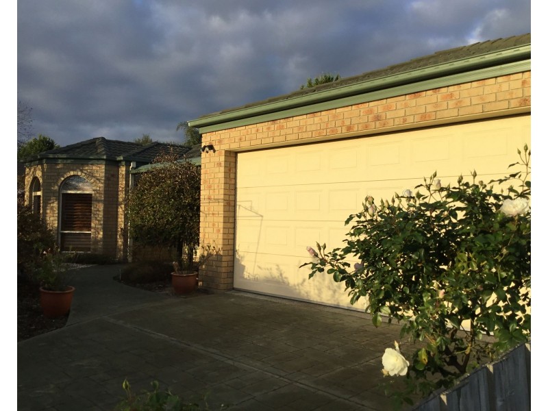 13 Eskdale Court, Mornington VIC 3931