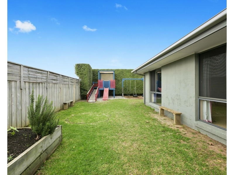 89 St Mitchell Circuit, Mornington VIC 3931