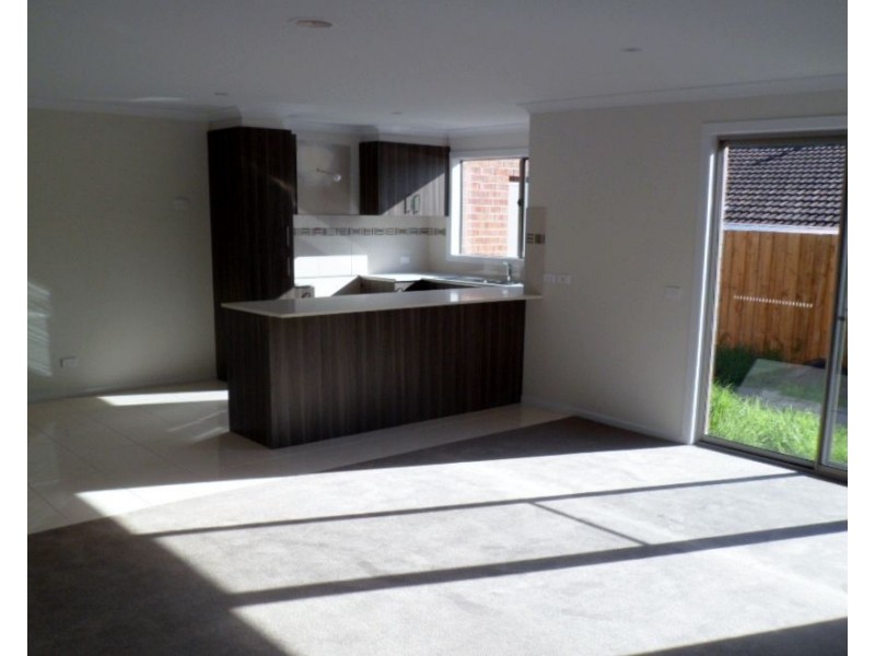 2/34 Amberley Drive, Mount Martha VIC 3934