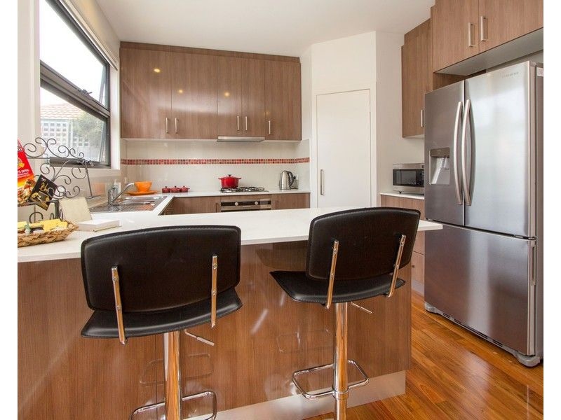 2/22 Adelaide Street, Mornington VIC 3931