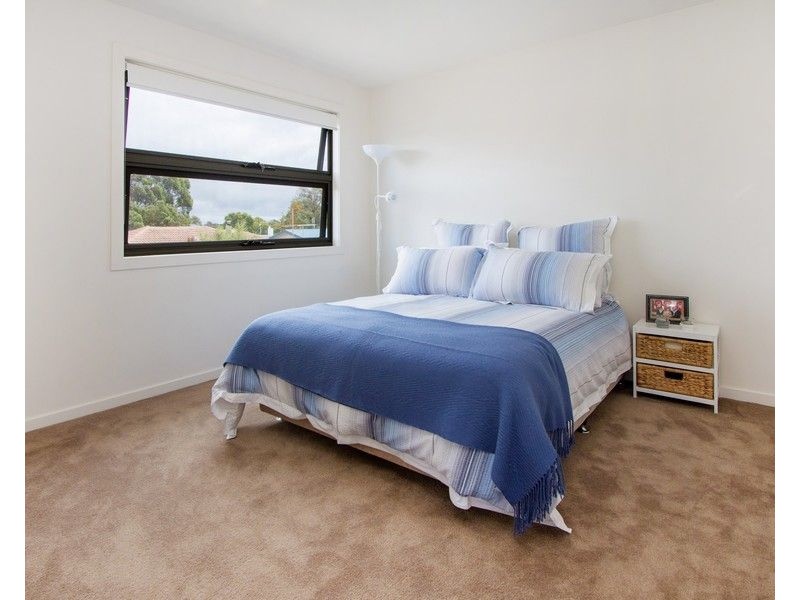 2/22 Adelaide Street, Mornington VIC 3931