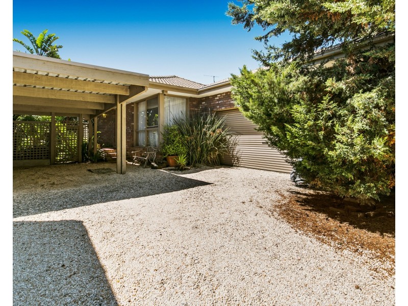34 Hakea Drive, Mount Martha VIC 3934