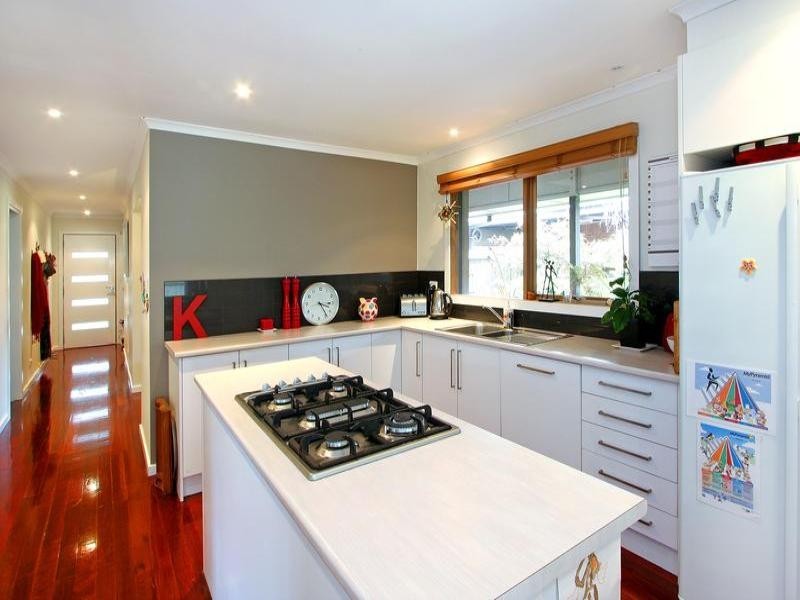 9 Hansen Court, Mount Martha VIC 3934