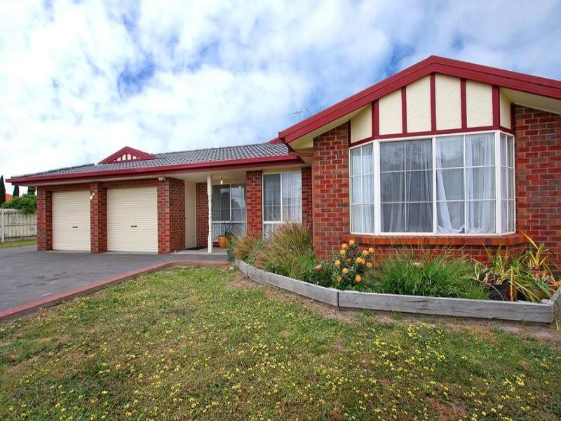 6 Shiraz Close, Mount Martha VIC 3934