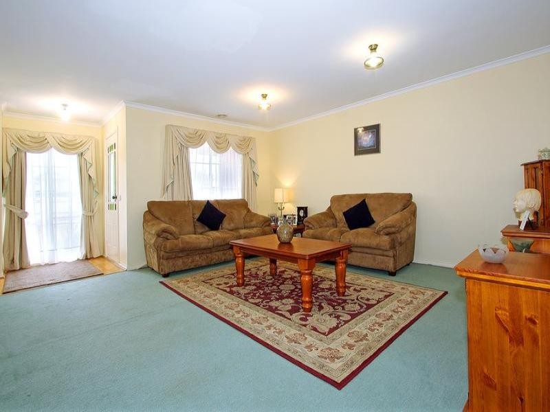 6 Shiraz Close, Mount Martha VIC 3934