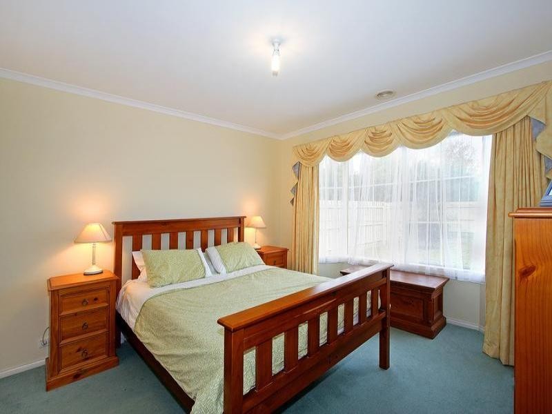 6 Shiraz Close, Mount Martha VIC 3934