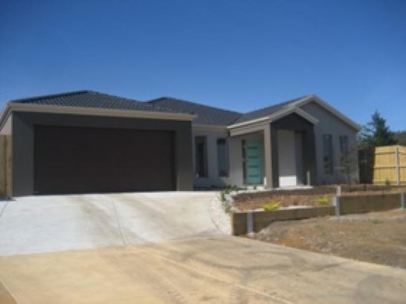 2 Andrew Court, Hastings VIC 3915