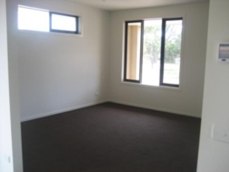 1/8 Williams Street, Dromana VIC 3936