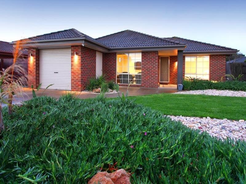 32 Fairway Drive, Safety Beach VIC 3936