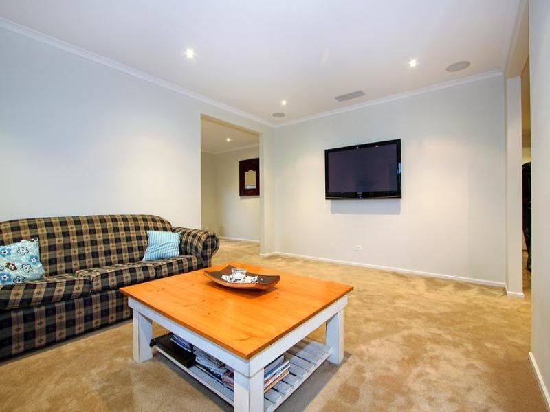 32 Fairway Drive, Safety Beach VIC 3936