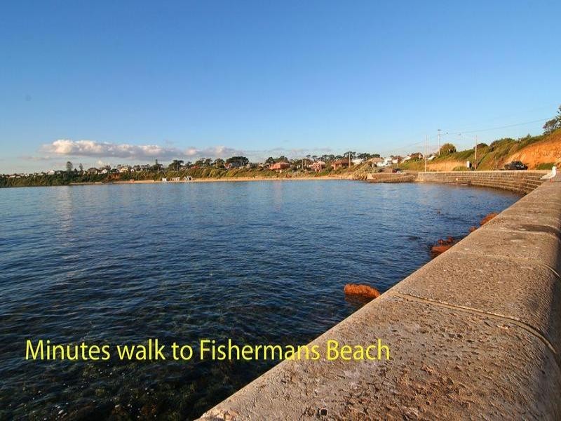 7/4 Napier Street, Mornington VIC 3931