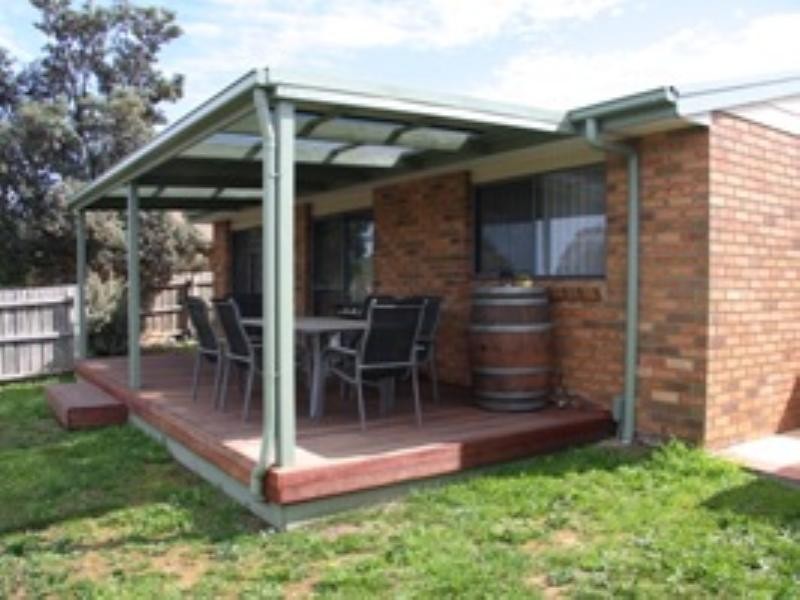 2/1 Boronia Court, Mount Martha VIC 3934