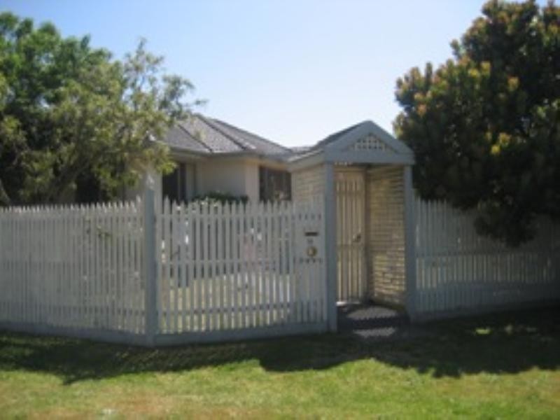 1B Turnbull Street, Mornington VIC 3931