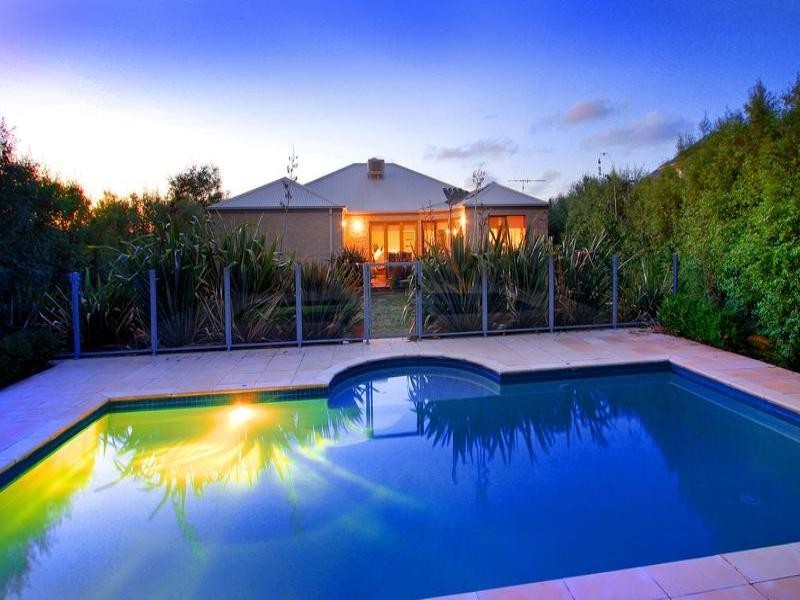 4 Ellabella Way, Mornington VIC 3931