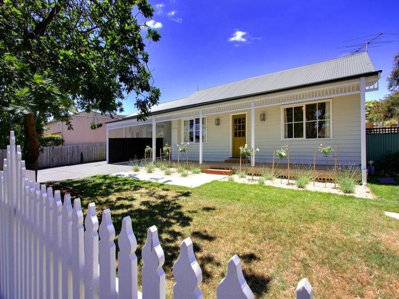 74A Herbert Street, Mornington VIC 3931